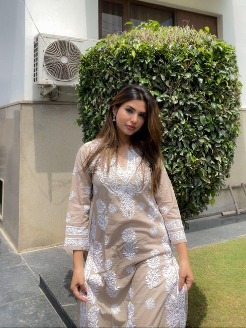 Aanchal in HOK Chikankari Long Kurti for Women Beige & White-2